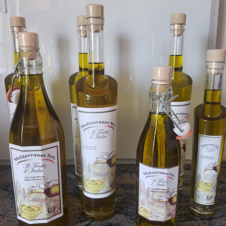 Olive oil from itrana’s olive tree